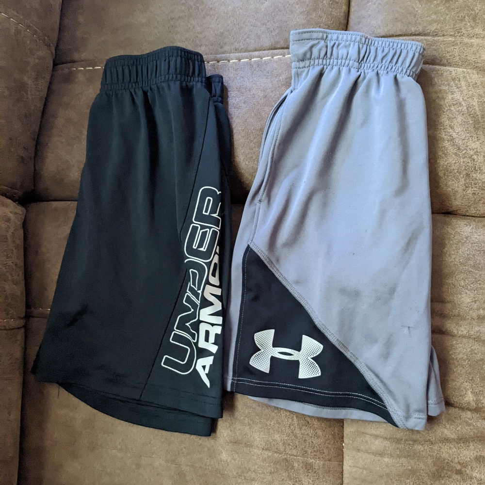 2 pairs of under armor shorts